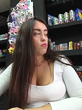 MissNyraSecret - Open pussy in public in store