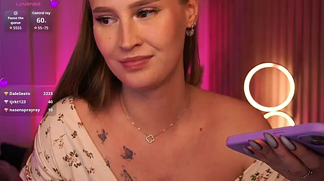 ViMilka Chat XXX live