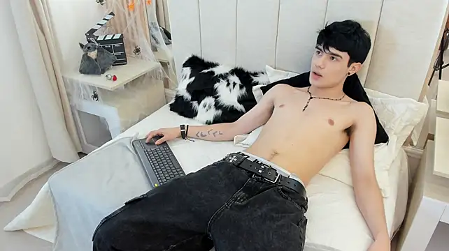 Alan__brook XXX чат на живо