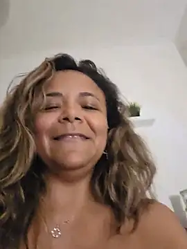 Chat XXX ao vivo de Yagodit
