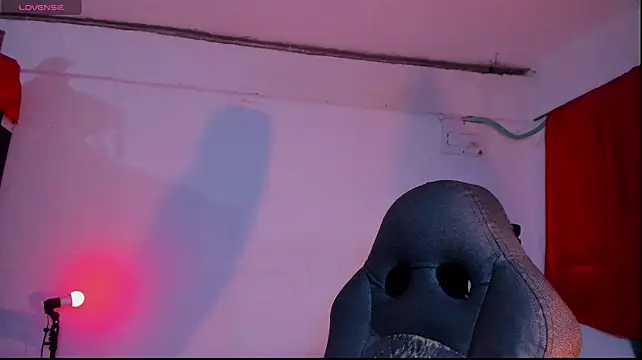 Chat XXX en directo de Heka_Prudence
