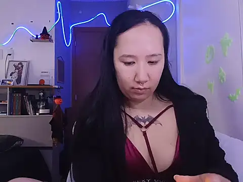 Japabaixinha 现场XXX聊天