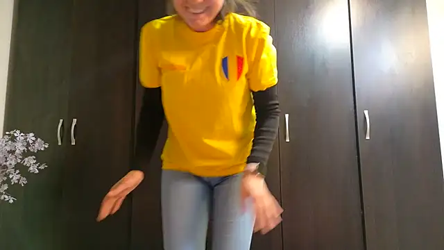 دردشة SweetMaddy888 الجنسية المباشرة