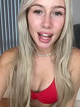 SexySaraxxoo