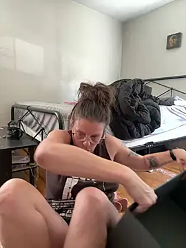 ChubbyBetty15's Live XXX Chat