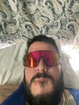 GLOGLOGLOOOOn Live XXX chat
