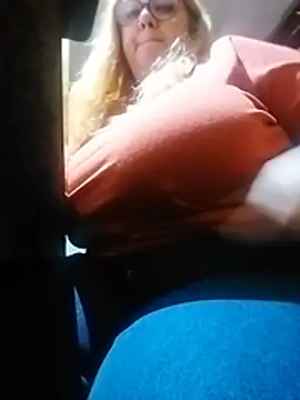JennyInVegas 라이브 XXX 채팅