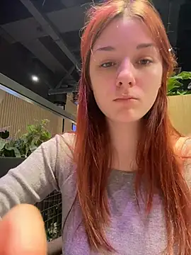 SaintMaya Chat XXX in diretta