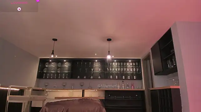 AllyJensen Live XXX-chat