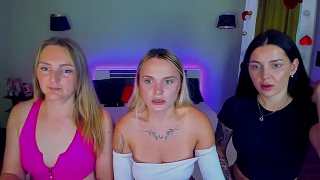 MagicEyess' Live XXX Chat