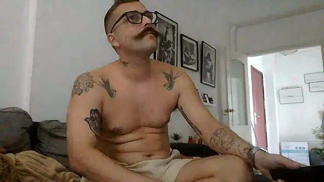 Chat XXX en directo de yanick931
