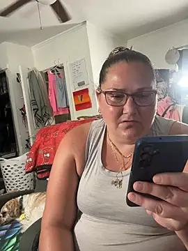 SexyNikki6969 Adlı Modelin Canlı XXX Sohbeti