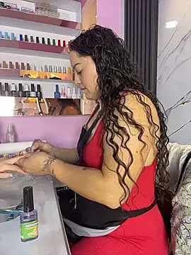 Nails_Lucia Live XXX Chat