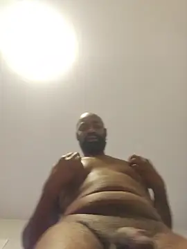 Bulgemaster001 Live XXX-Chat