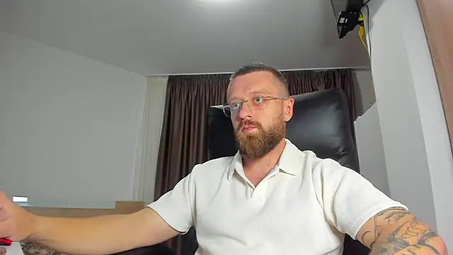 Chat +18 de Findom_guy ao vivo