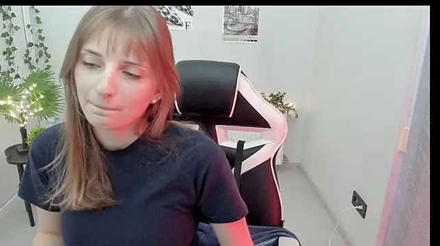 XXX chat uživo modela Star_Nellie