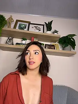 liah_izumii Chat XXX in diretta