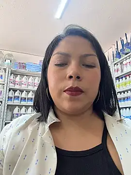 Chat +18 de ISABELLA__LUNA ao vivo