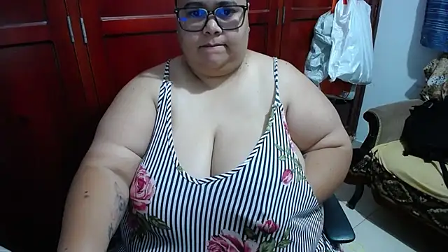 แชท XXX สดของ hotlesby4uxxx