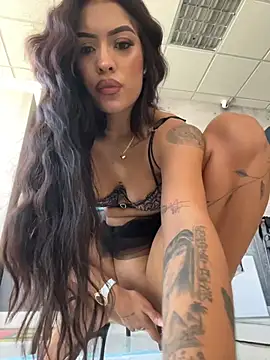 MystiqueXXX - FINGERING MY PUSSY CLOSE UP! 👑💛