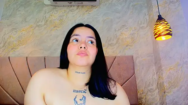 Mia_candy_0