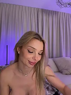HannaXLove - 💃🏻 360 gros CUL gros SEINS