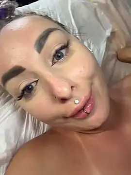 RussianExotic's Live XXX Chat