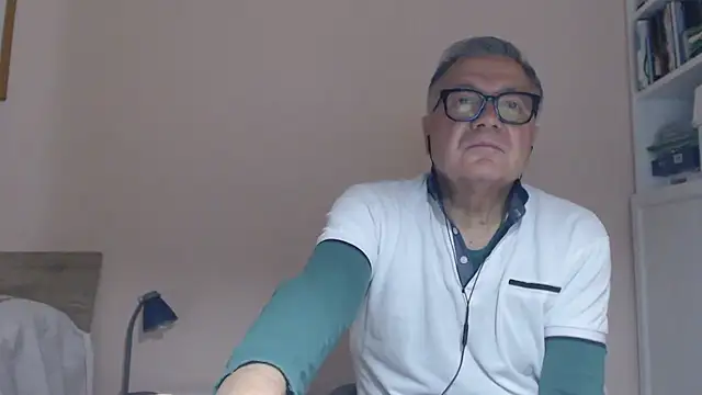 XXX chat uživo modela YOU6me