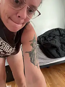 ChubbyBetty15 Chat XXX live
