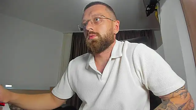Онлайн чат XXX Findom_guy