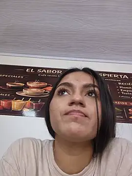 DulceCaroX - Play ass