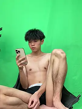 Hu_897 即時 XXX 聊天
