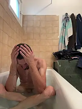 Lebarbu69020 – Naživo XXX chat