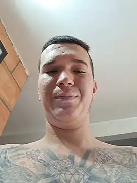 Mikedotow Live XXX-chat