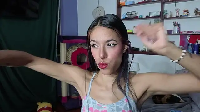 Stephania_t - Striptease with slaps ass for 6 times