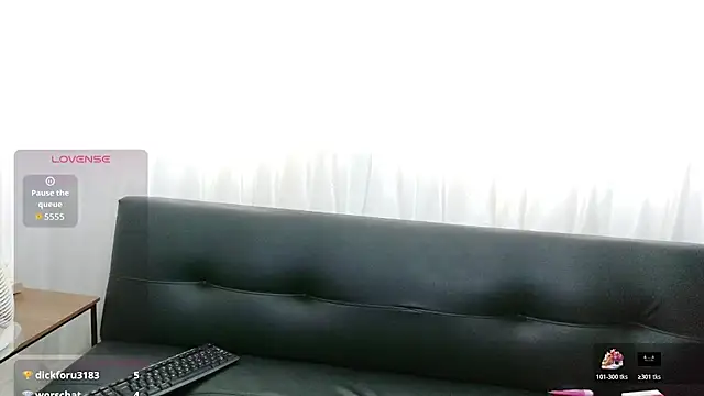 Chat +18 de Mila_white1 ao vivo