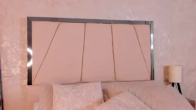 Arii_wilde - Nipple play + suck fingers