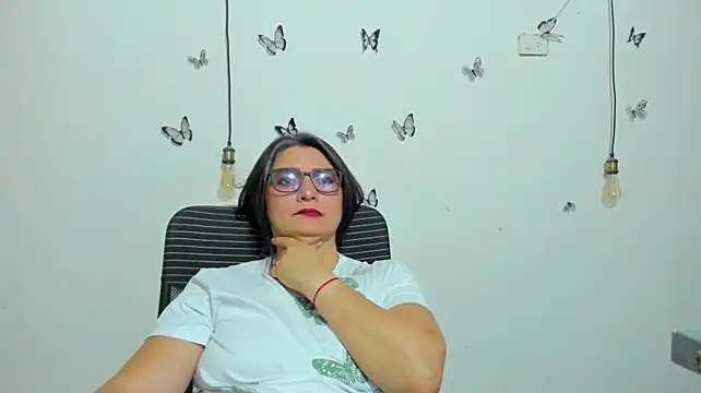 Amie_Adams82_ Obrolan Langsung XXX