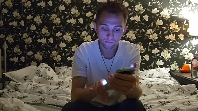 Vuitton Live XXX-Chat