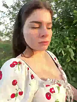 EllyNora - Lt outdoor video