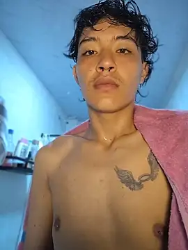 TonnyBottom – Naživo XXX chat
