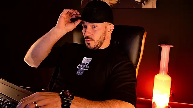 AngeloEric Live XXX Chat