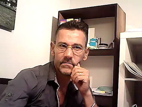 mastercharisma35n Live XXX chat