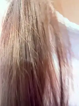 Lisa_babylove - 🔞不囉唆 達標直接大奶吸爆舔爆 🥛讓主播下面濕