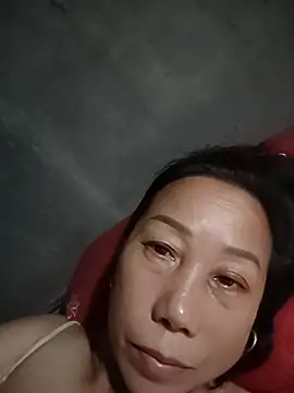 Zay_romi 即時 XXX 聊天