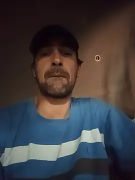 XXX chat uživo modela camion88