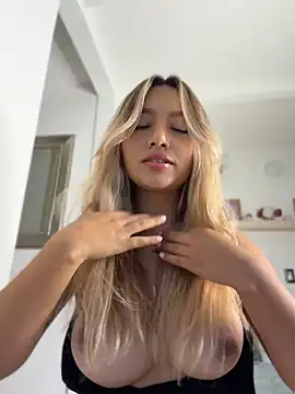 Amanda-medrano1 - Dance and striptease