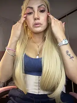 Alicev_kitty - boobs play