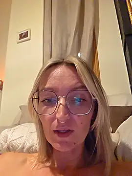 MissMialicious - TIP 54tkn ➡️ 1x VIDEO MY CHOICE