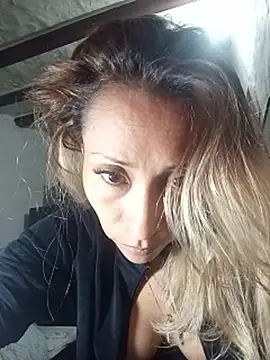 Alexiajames_13